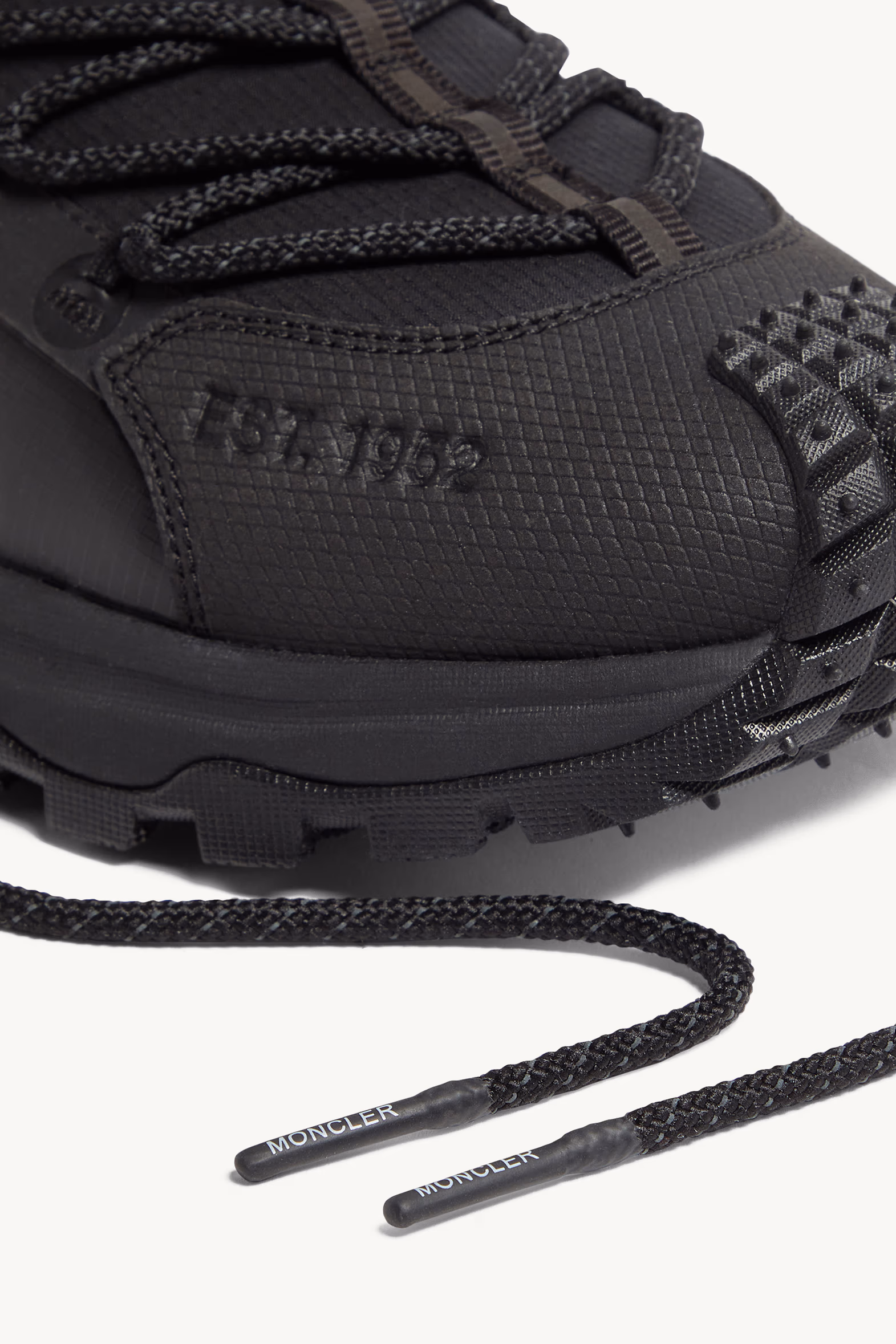 Trailgrip Lite 2 Sneakers Men Black Moncler 7